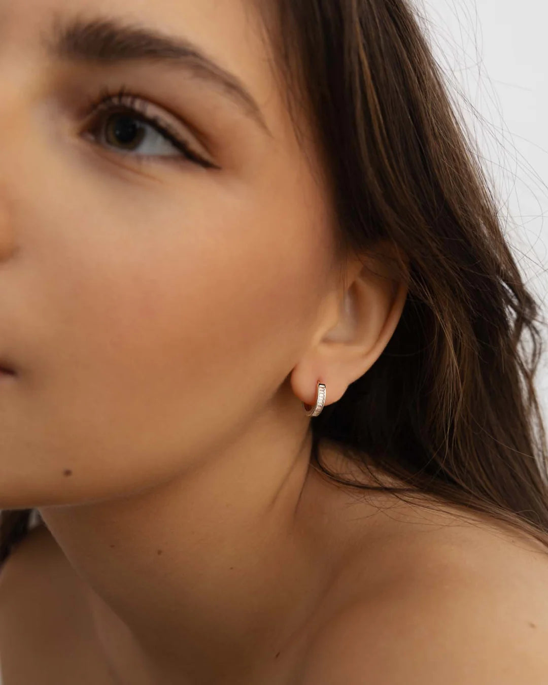 Amabile Jewels | Orecchino Hoop Zirconia