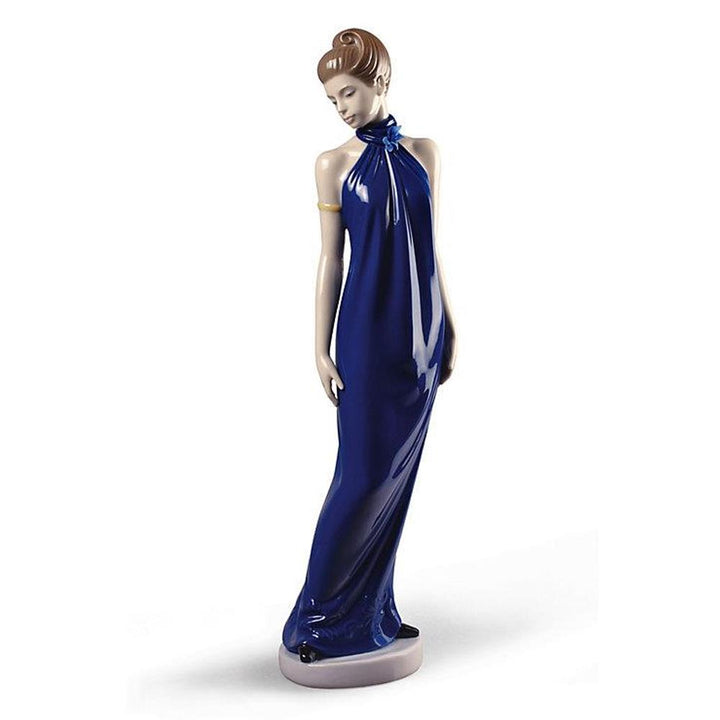 Nao Porcelain | Scultura "La Modella" ( Edizione Speciale)