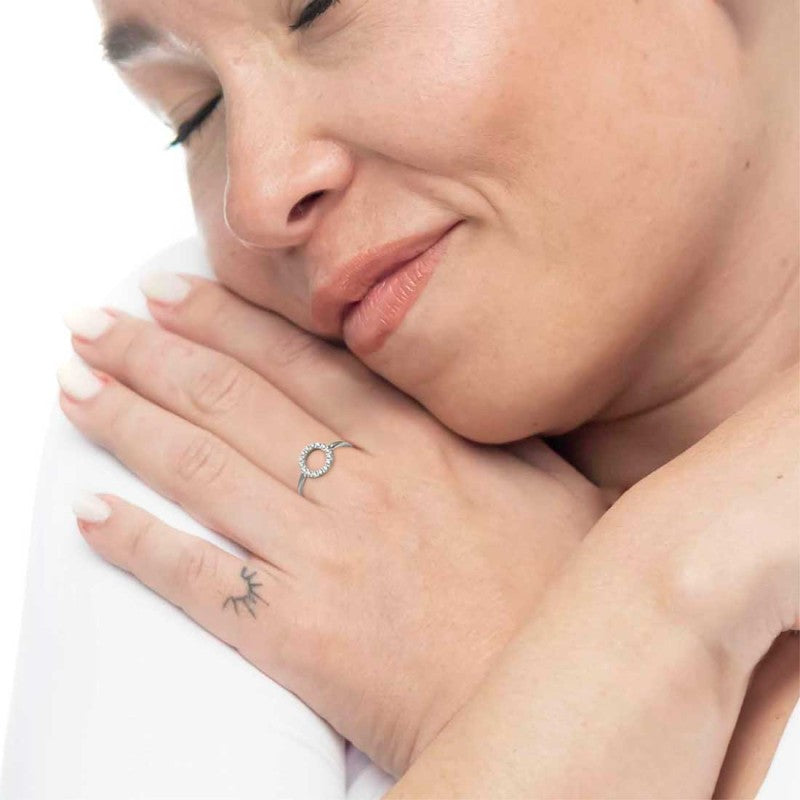 Marlù | Anello cerchio con zirconi bianchi