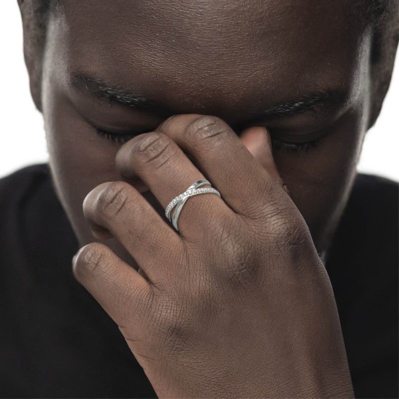 Marlù | Anello incrociato con zirconi bianchi