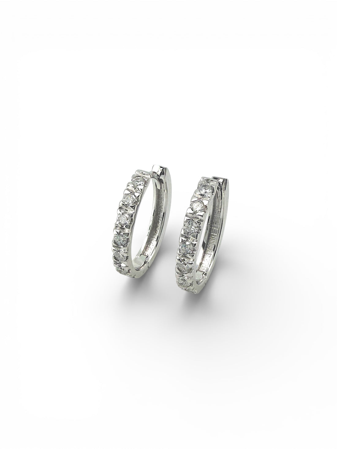 Ellegi Gioielli | Orecchini a cerchio ovale con diamanti