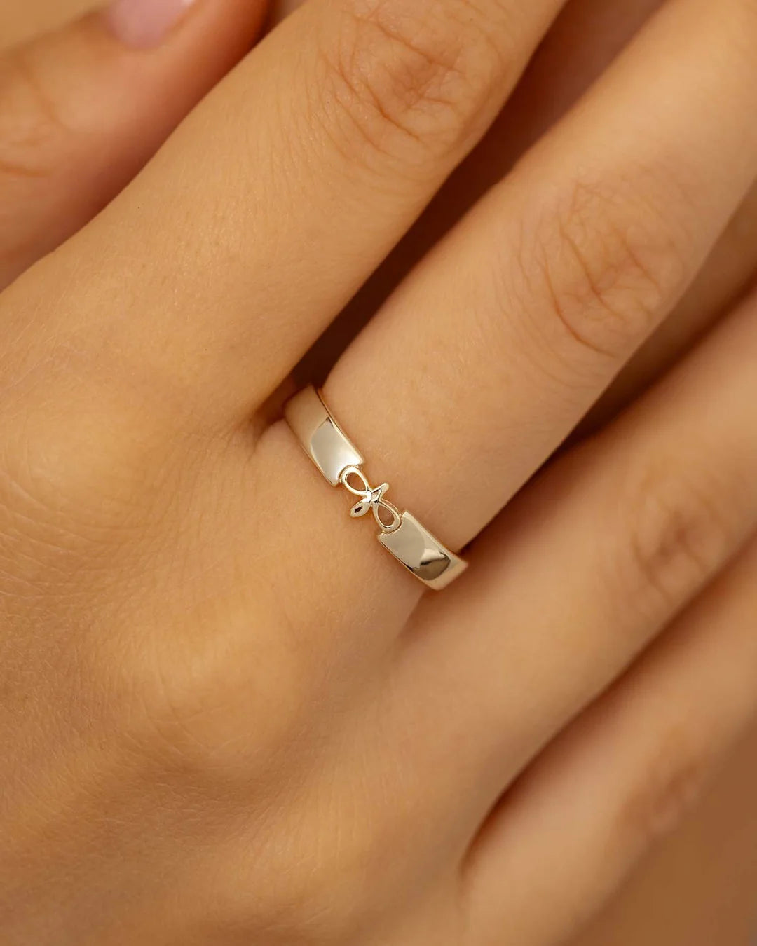 Amabile Jewels | Anello Fedina con Logo Amabile