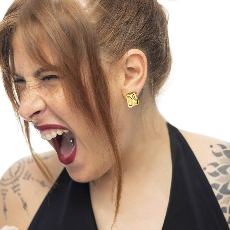Marlù | Orecchino a lobo quadrato irregolare