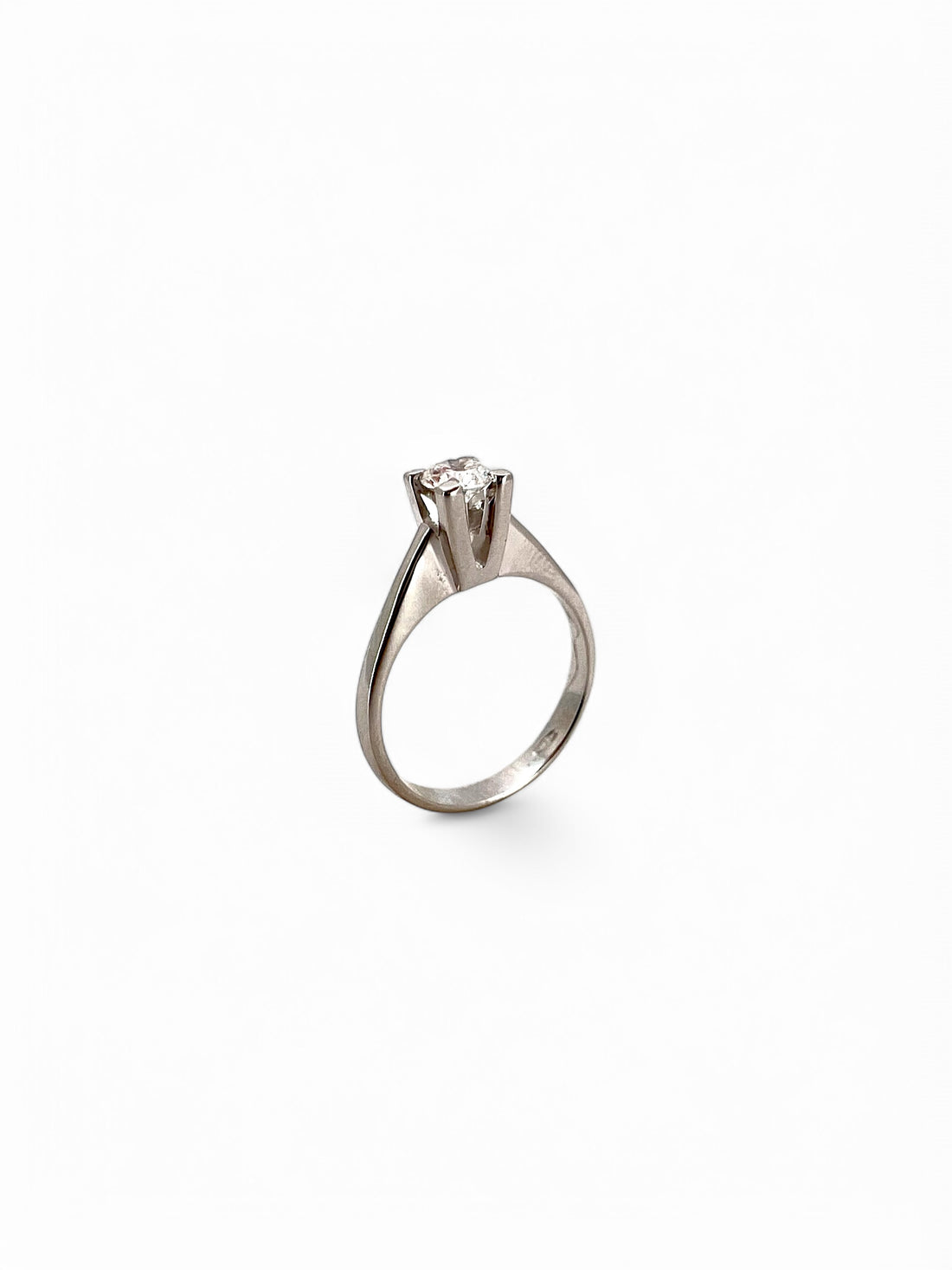 Ellegi Gioielli | Anello solitario 4 griffe con certificazione GIA