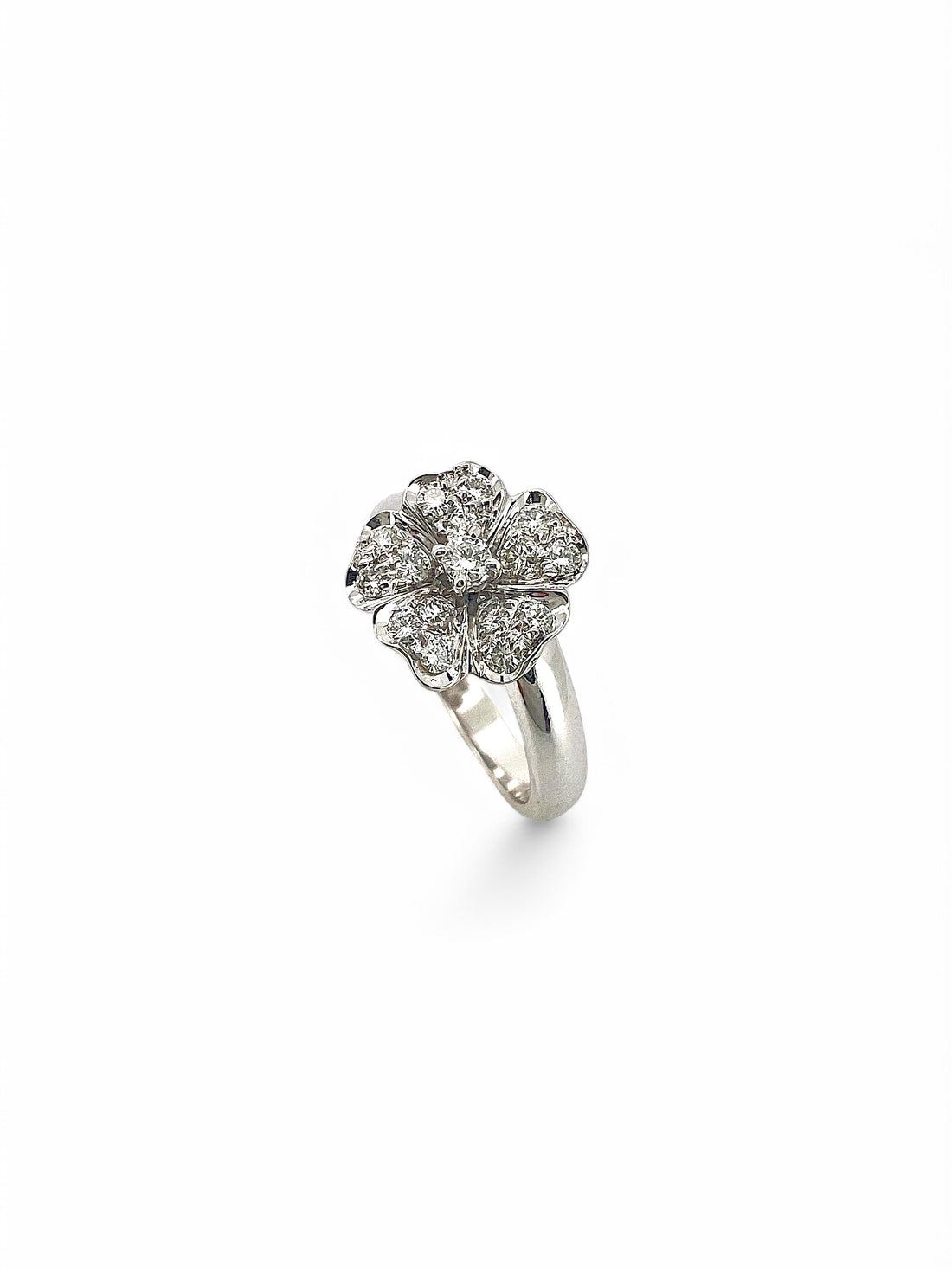 Leo Pizzo | Anello Flora