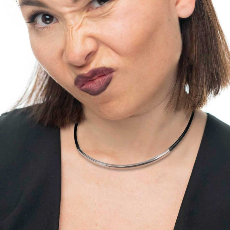 Marlù| Collana cordino cerato nero con tubolare centrale