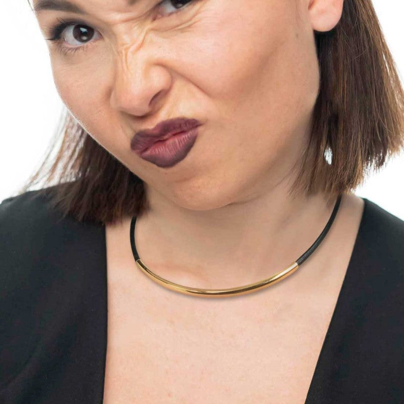 Marlù| Collana cordino cerato nero con tubolare centrale