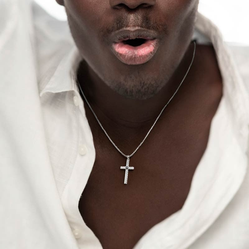 Marlù | Collana con croce pendente e zircone