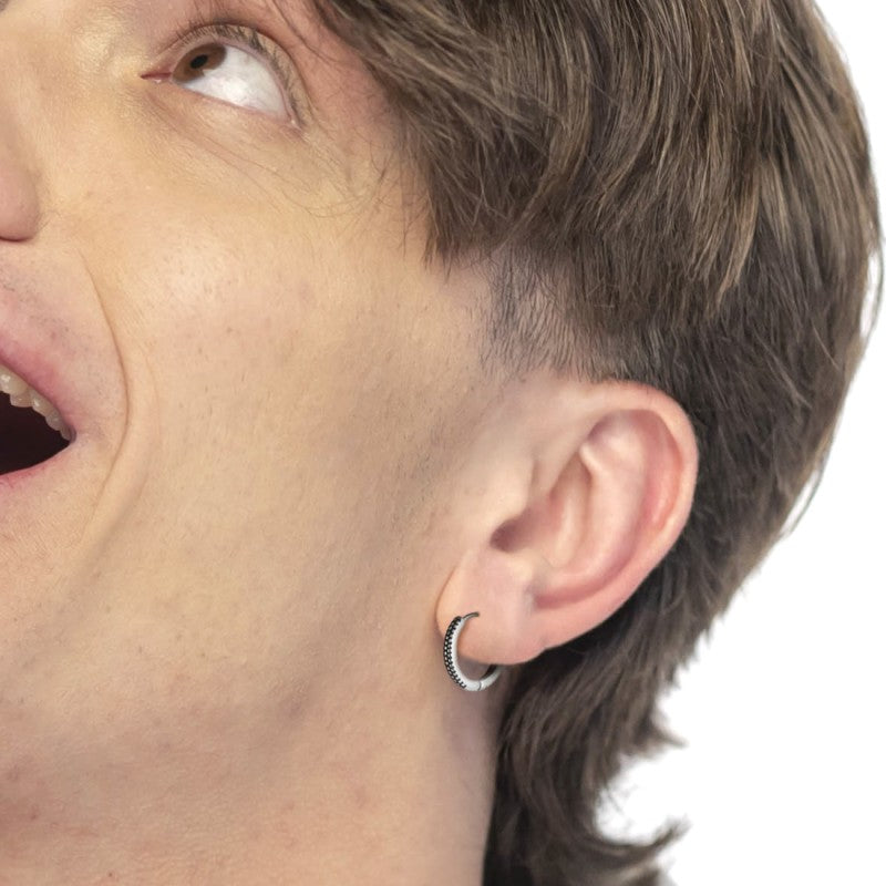 Marlù |Orecchino a cerchio 1,5 cm trama puntinata in black oil opaco