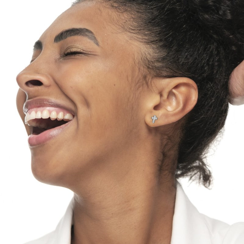 Marlù | Orecchino a lobo con croce pendente con zirconi