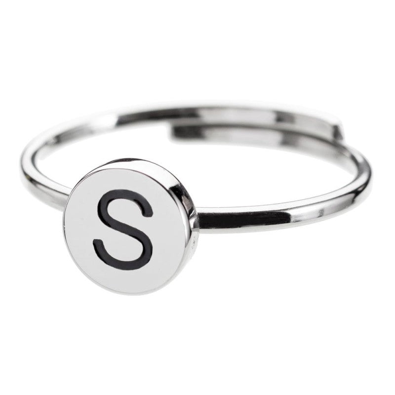 Marlù | Anello lettera smaltata